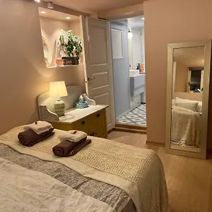 Brand New Flat, Parking! Apartment